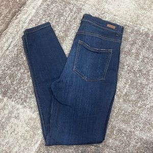 High waisted skinny jeans